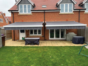 awning-fitting-in-st-albans